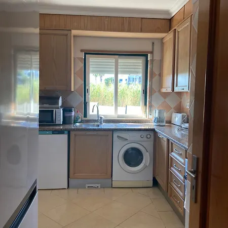 Near Faro's Airport 公寓 法鲁区