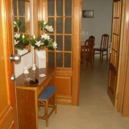 Near Faro's Airport Apartment